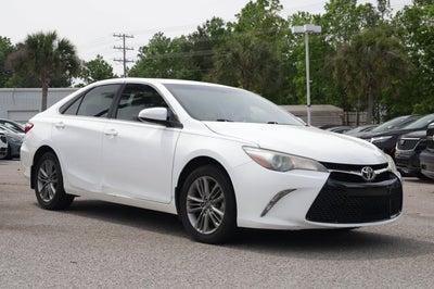2017 Toyota Camry SE