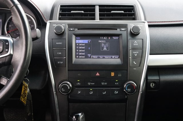 2017 Toyota Camry SE