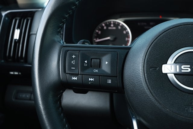 2024 Nissan Pathfinder SV FWD