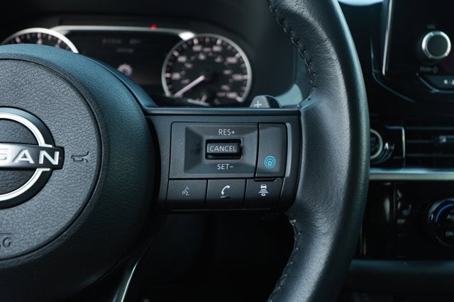2024 Nissan Pathfinder SV FWD