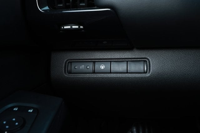2024 Nissan Pathfinder SV FWD