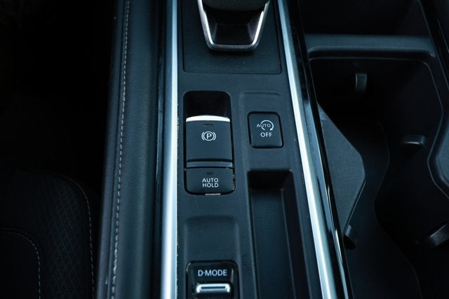 2024 Nissan Pathfinder SV FWD