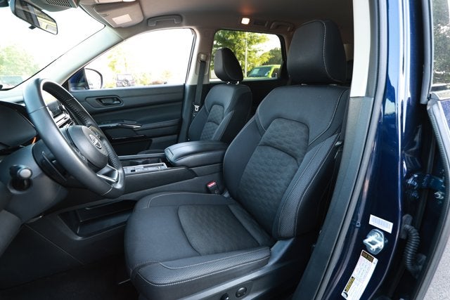 2024 Nissan Pathfinder SV FWD