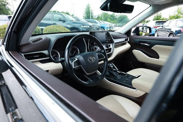 2022 Toyota Highlander XLE
