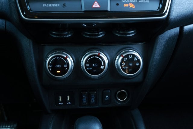 2024 Mitsubishi Outlander Sport SE