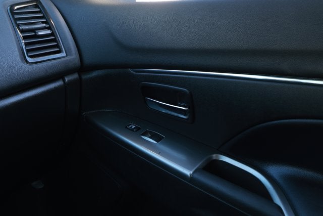 2024 Mitsubishi Outlander Sport SE