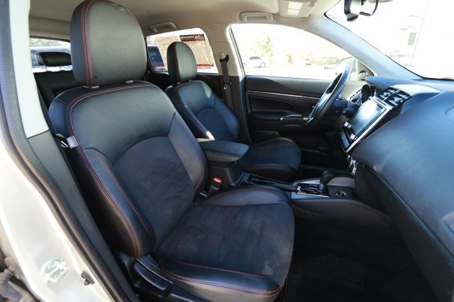 2024 Mitsubishi Outlander Sport SE