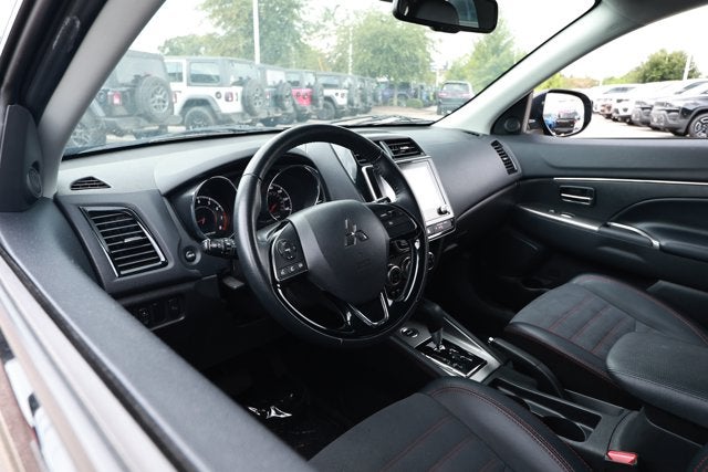 2024 Mitsubishi Outlander Sport SE