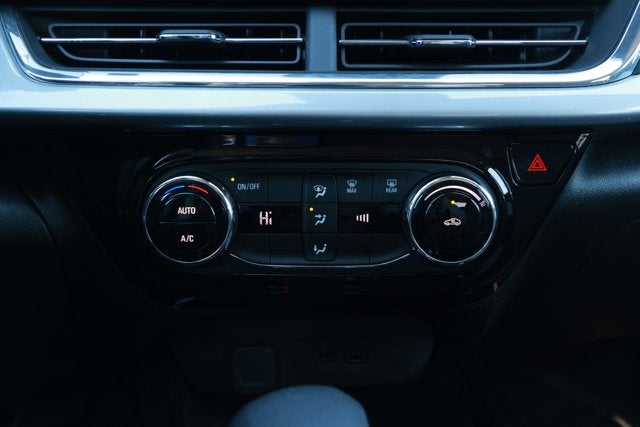 2025 Chevrolet Trax FWD LT