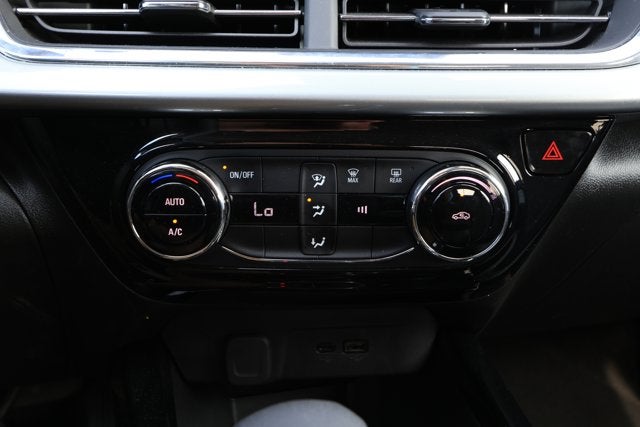 2025 Chevrolet Trax FWD LT