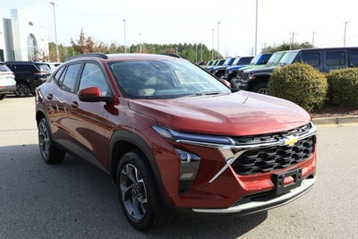 2025 Chevrolet Trax FWD LT