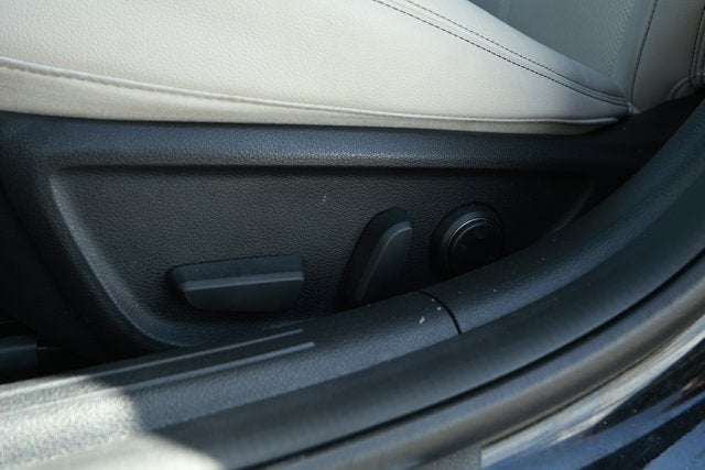 2025 Genesis G70 2.5T RWD