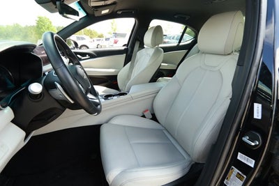 2025 Genesis G70 2.5T RWD