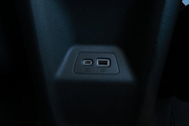 2023 Buick Envision Essence FWD