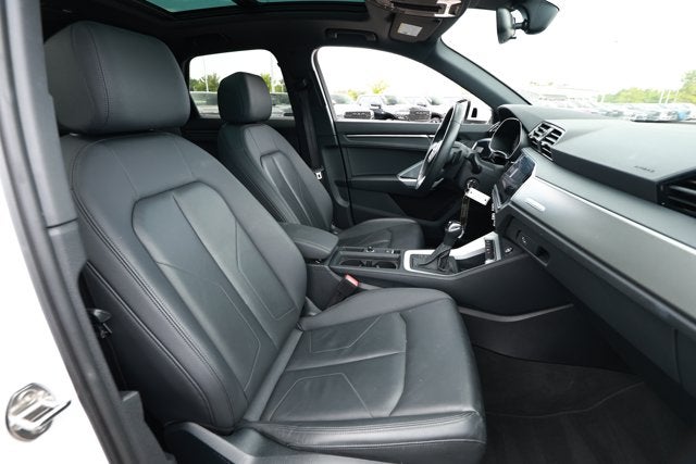 2025 Audi Q3 Premium 45 TFSI S line quattro Tiptronic