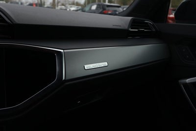 2024 Audi Q3 Premium 45 TFSI S line quattro Tiptronic