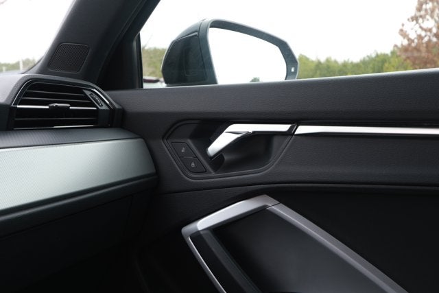 2024 Audi Q3 Premium 45 TFSI S line quattro Tiptronic