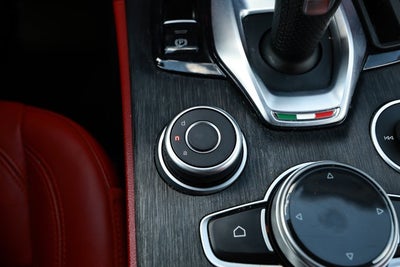 2021 Alfa Romeo Stelvio 4DR RWD