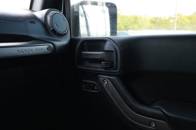 2016 Jeep Wrangler Willys Wheeler