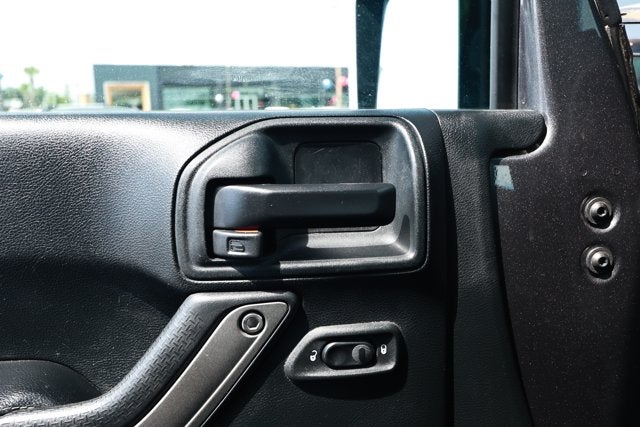 2018 Jeep Wrangler JK Unlimited Freedom Edition 4x4