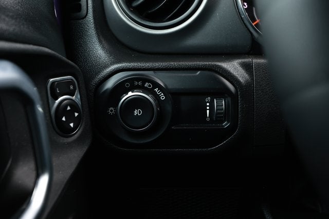 2023 Jeep Wrangler 2-Door Willys 4x4