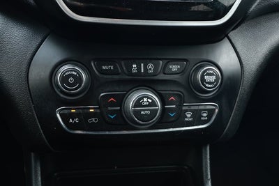 2019 Jeep Cherokee Limited FWD