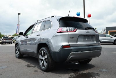 2019 Jeep Cherokee Limited FWD
