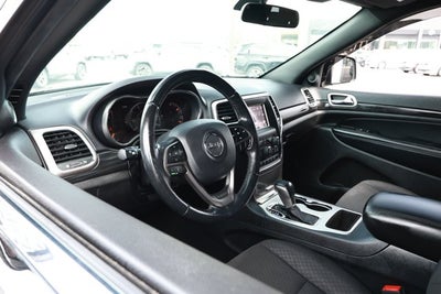 2020 Jeep Grand Cherokee Laredo E 4x2