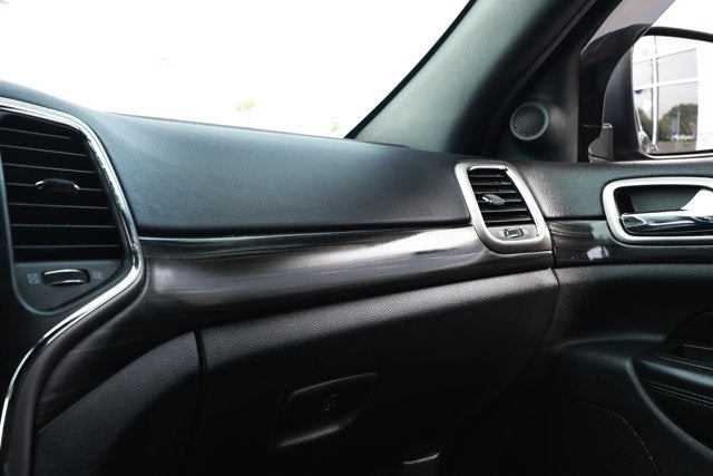 2020 Jeep Grand Cherokee Laredo E 4x2