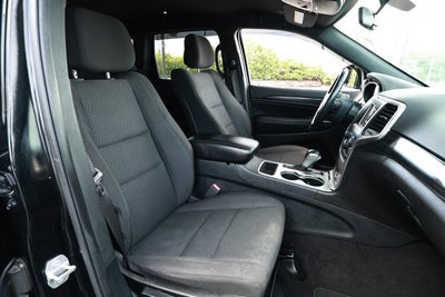 2020 Jeep Grand Cherokee Laredo E 4x2