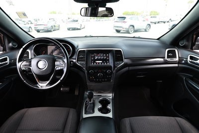 2020 Jeep Grand Cherokee Laredo E 4x2
