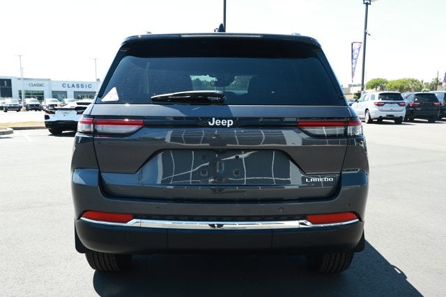 2024 Jeep Grand Cherokee Laredo X 4x2