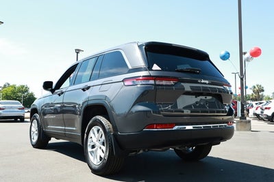 2024 Jeep Grand Cherokee Laredo X 4x2