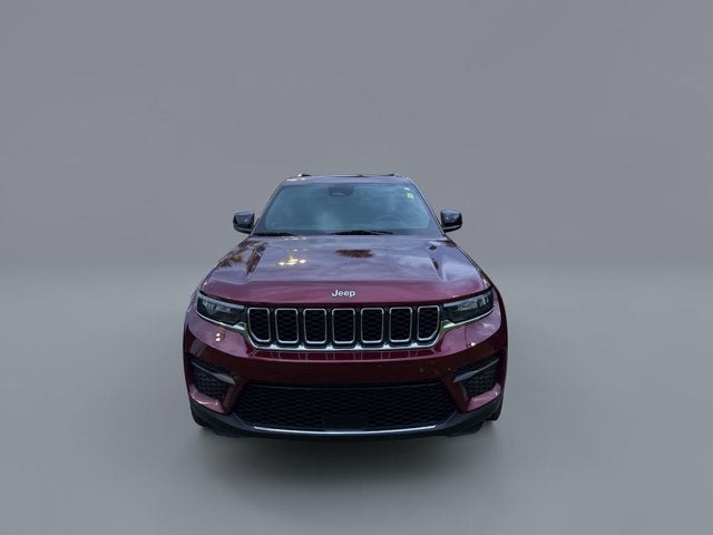 2025 Jeep Grand Cherokee Laredo 4x2