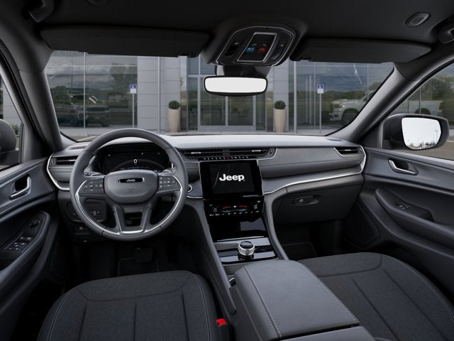 2025 Jeep Grand Cherokee GRAND CHEROKEE LAREDO 4X2