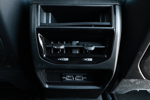 2025 Jeep Grand Cherokee GRAND CHEROKEE LAREDO 4X2