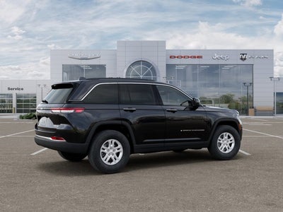 2025 Jeep Grand Cherokee GRAND CHEROKEE LAREDO 4X2