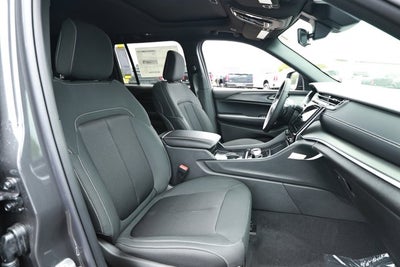 2026 Jeep Grand Cherokee GRAND CHEROKEE LAREDO X 4X2