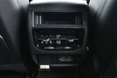 2026 Jeep Grand Cherokee GRAND CHEROKEE LAREDO X 4X2