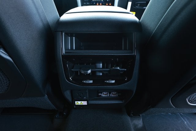 2026 Jeep Grand Cherokee GRAND CHEROKEE LAREDO X 4X2