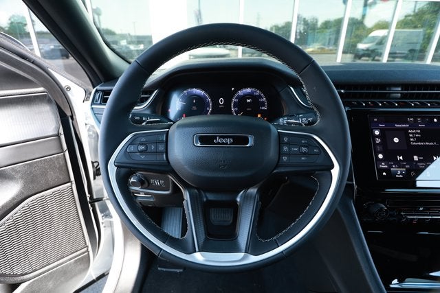 2026 Jeep Grand Cherokee GRAND CHEROKEE LAREDO 4X2
