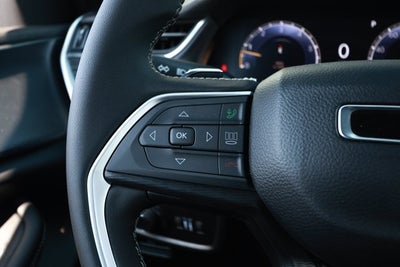 2026 Jeep Grand Cherokee GRAND CHEROKEE LAREDO 4X2