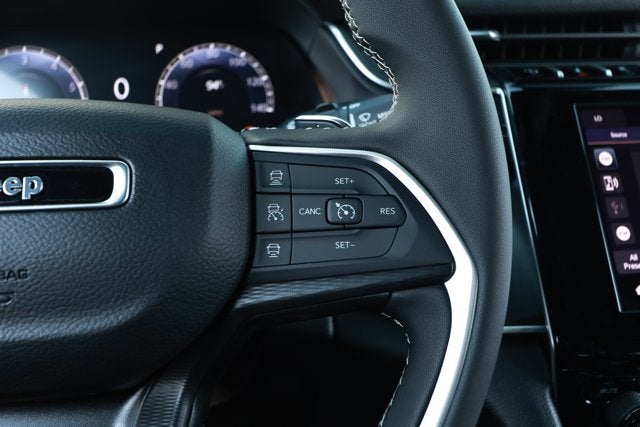 2026 Jeep Grand Cherokee GRAND CHEROKEE LAREDO 4X2