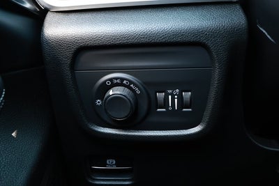 2026 Jeep Grand Cherokee GRAND CHEROKEE LAREDO 4X2