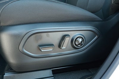 2026 Jeep Grand Cherokee GRAND CHEROKEE LAREDO 4X2