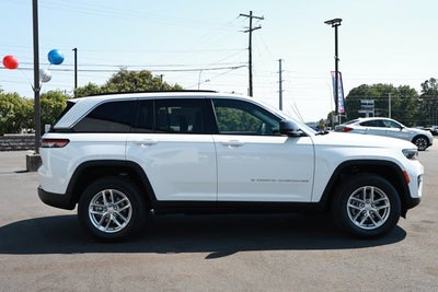 2026 Jeep Grand Cherokee GRAND CHEROKEE LAREDO 4X2