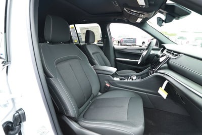 2026 Jeep Grand Cherokee GRAND CHEROKEE LAREDO X 4X2