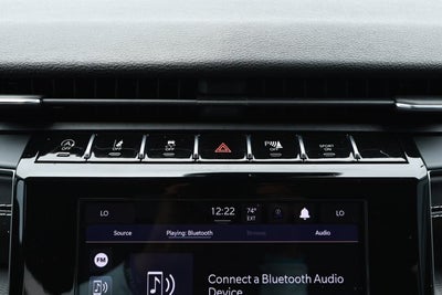 2023 Jeep Grand Cherokee Laredo 4x2