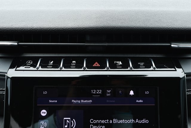 2023 Jeep Grand Cherokee Laredo 4x2
