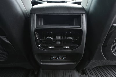 2023 Jeep Grand Cherokee Laredo 4x2